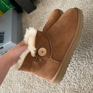 Uggs Women 7
